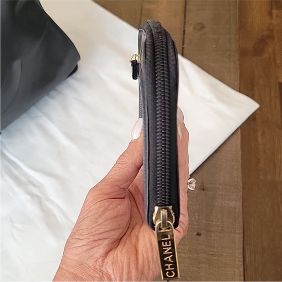 100% authentic CHANEL caviar leather long wallet - Picture 5 of 14